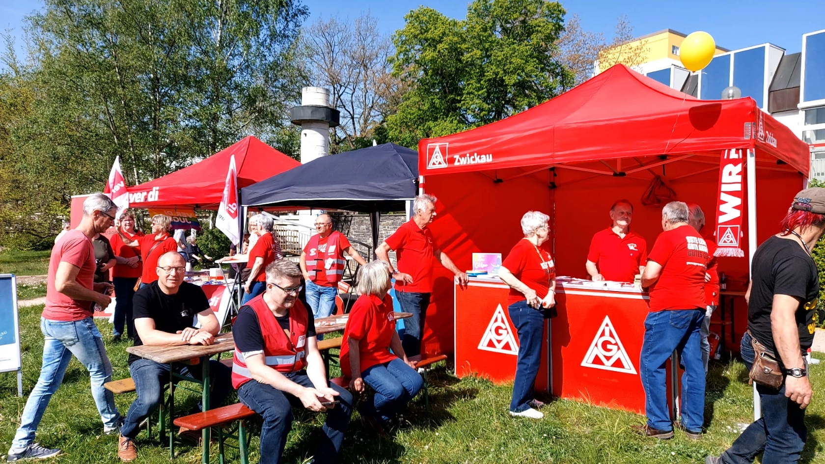 Eindrücke vom 1. Mai in Zwickau, Plauen und Aue.