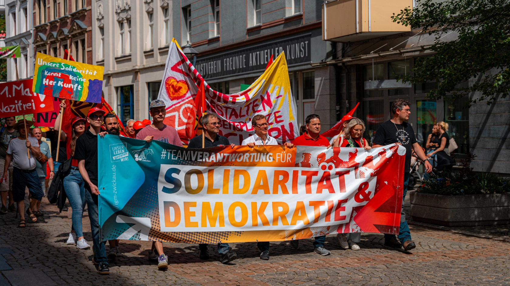 Eindrücke vom 1. Mai in Zwickau, Plauen und Aue.