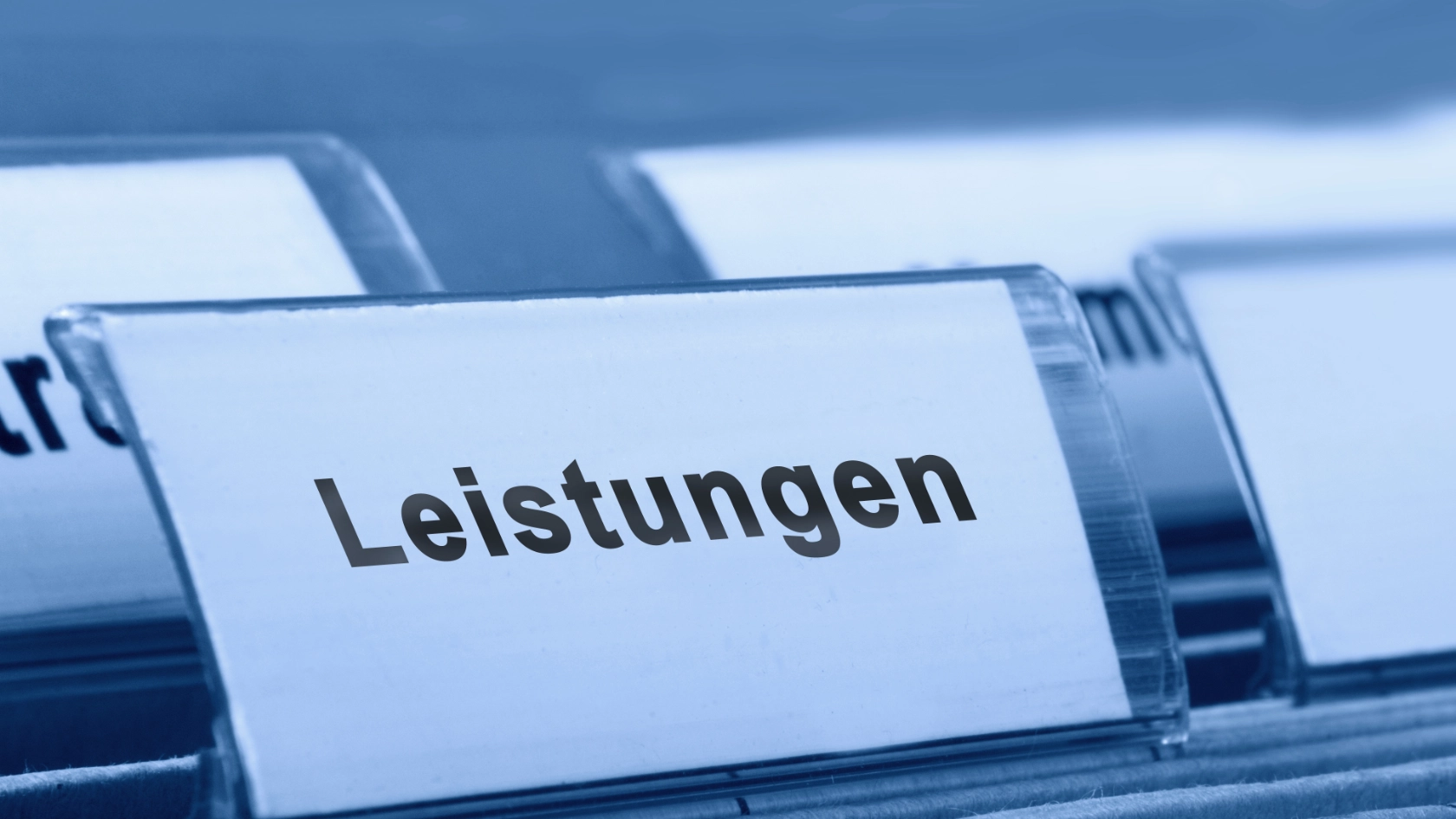 Symbolbild Leistungen Aktenmappe
