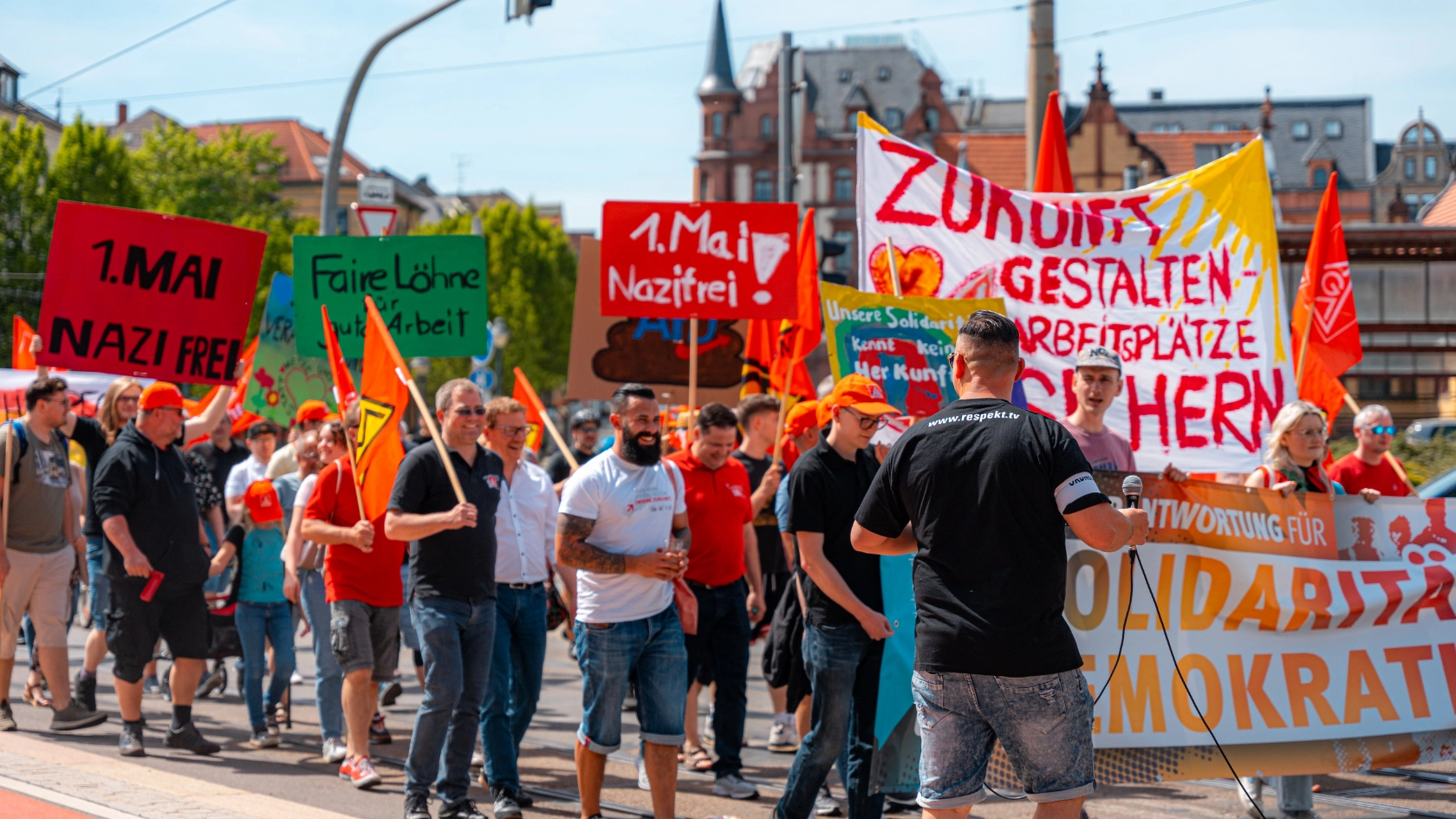 Eindrücke vom 1. Mai in Zwickau, Plauen und Aue.