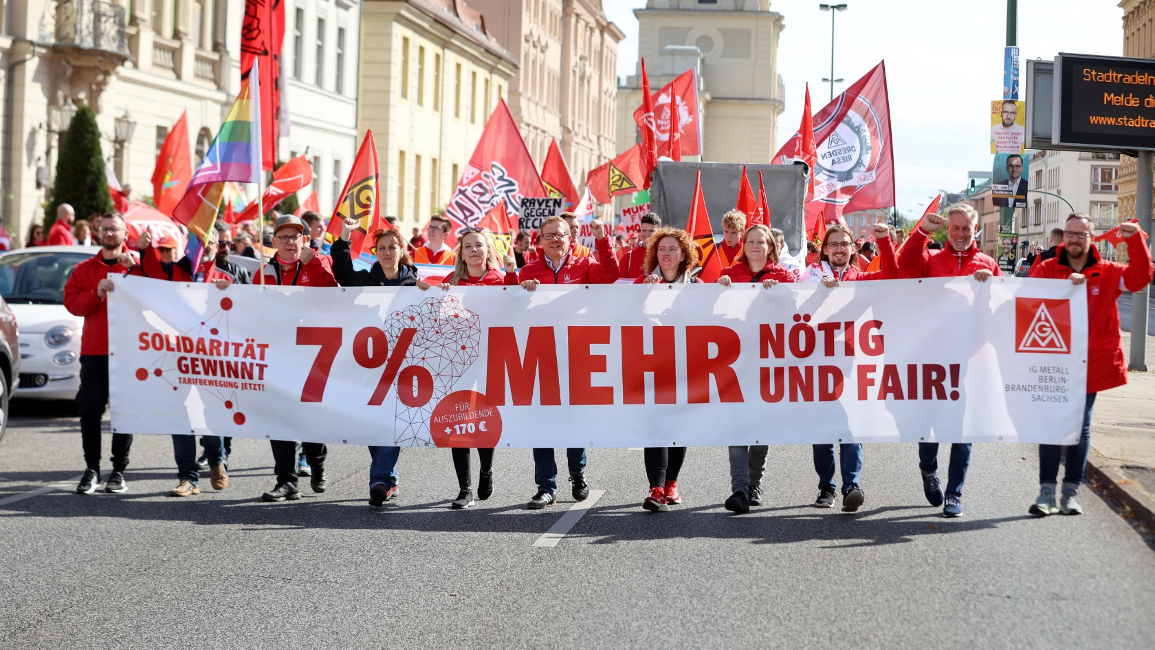 Metall- und Elektroindustrie: Tarifauftakt in Potsdam