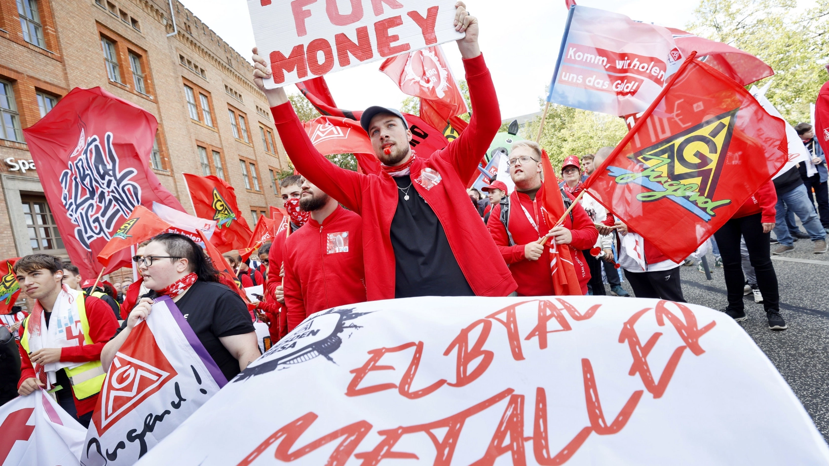 Metall- und Elektroindustrie: Tarifauftakt in Potsdam