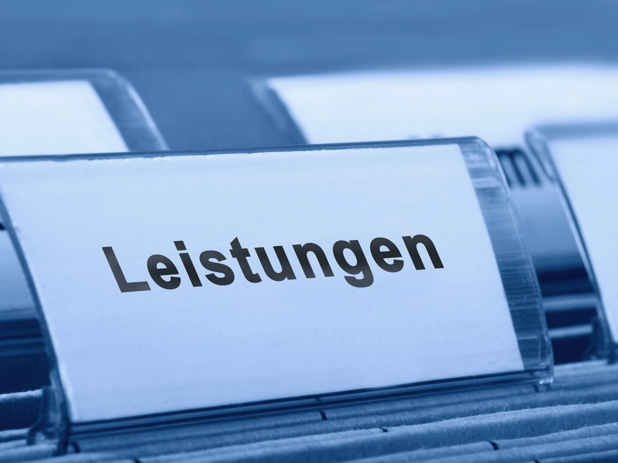 Symbolbild Leistungen Aktenmappe