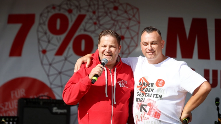 Metall- und Elektroindustrie: Tarifauftakt in Potsdam