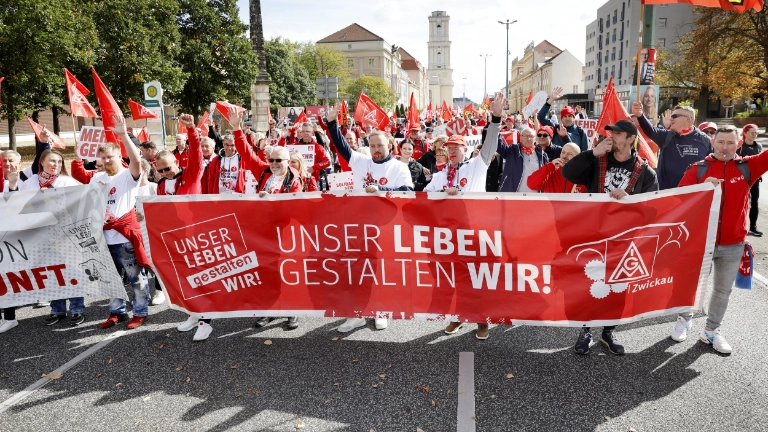 Metall- und Elektroindustrie: Tarifauftakt in Potsdam