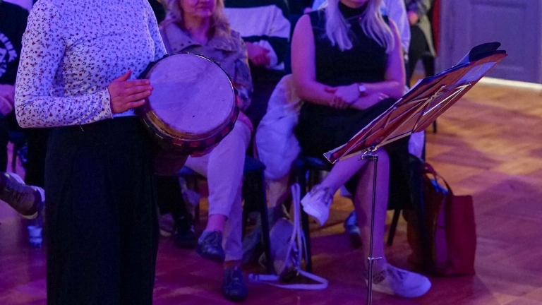 Stimmgewaltige Einweihung des neuen Gewerkschaftshauses