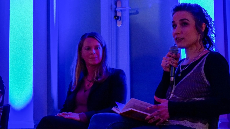 Stimmgewaltige Einweihung des neuen Gewerkschaftshauses