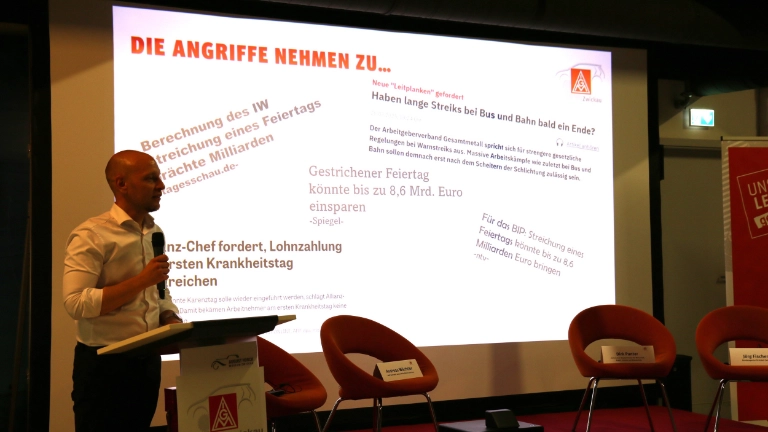 Delegierte debattieren mit Sachsens Wirtschaftsminister